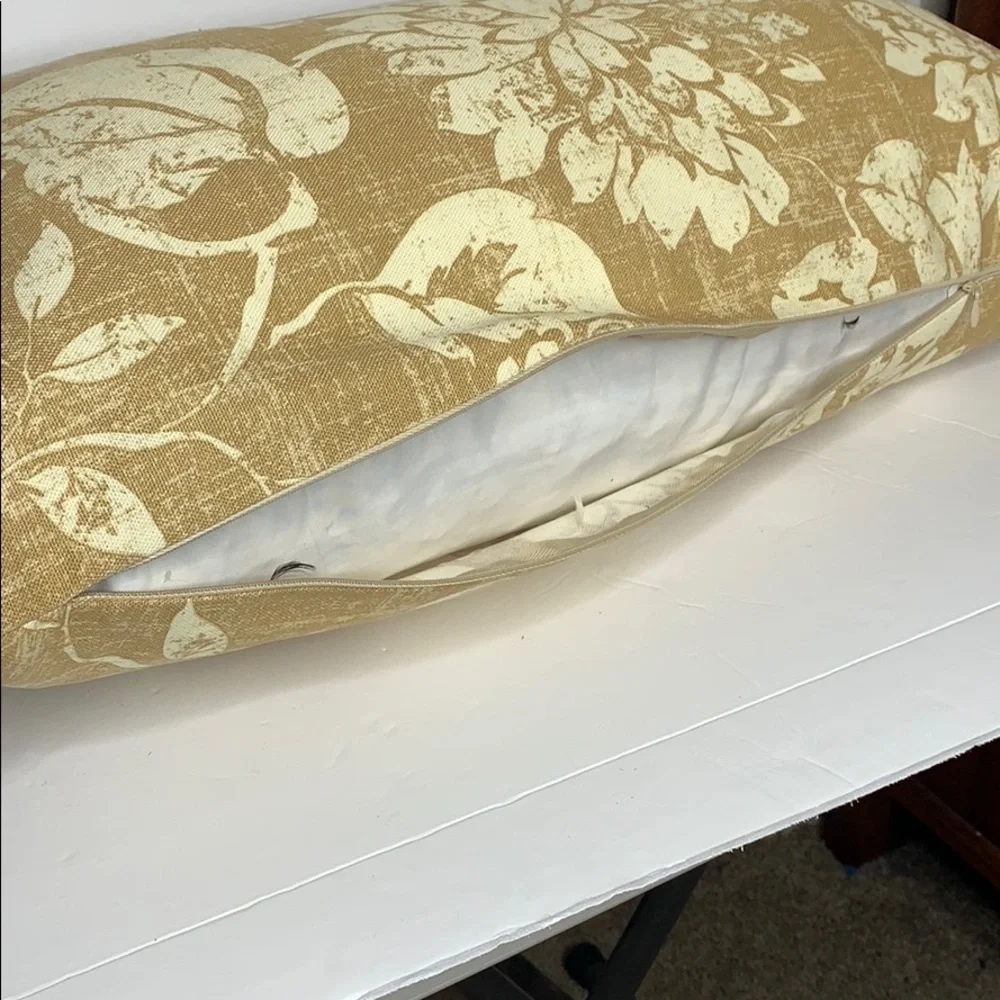 Cotton Floral Pillow‎ with Down Pillow Insert